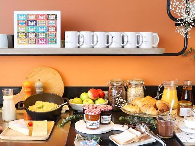 DDA80C53CDF643095F811368AD39DE89