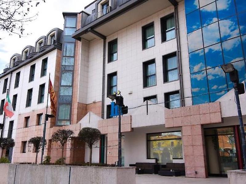 B5111920E004B27A6537CFBA940D18A8