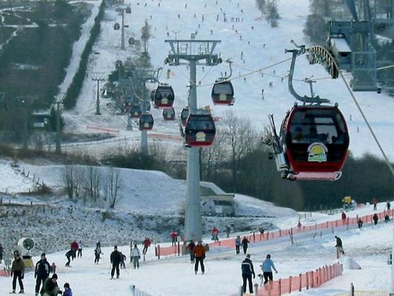 03528FED5177C236AC94321B0153AA56