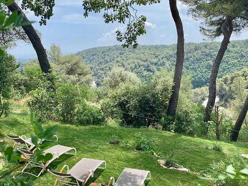 42555198A9D779842887AAA2CD807850