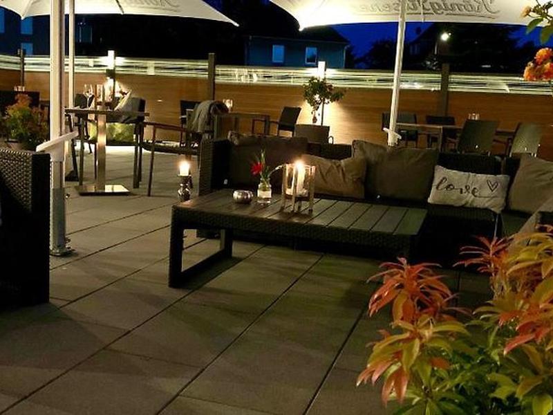 AC6CBC2D512216C1D2BBDD657D9D3F28