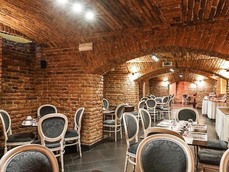 AD801E6236E17402D44EA78A6DA88F59