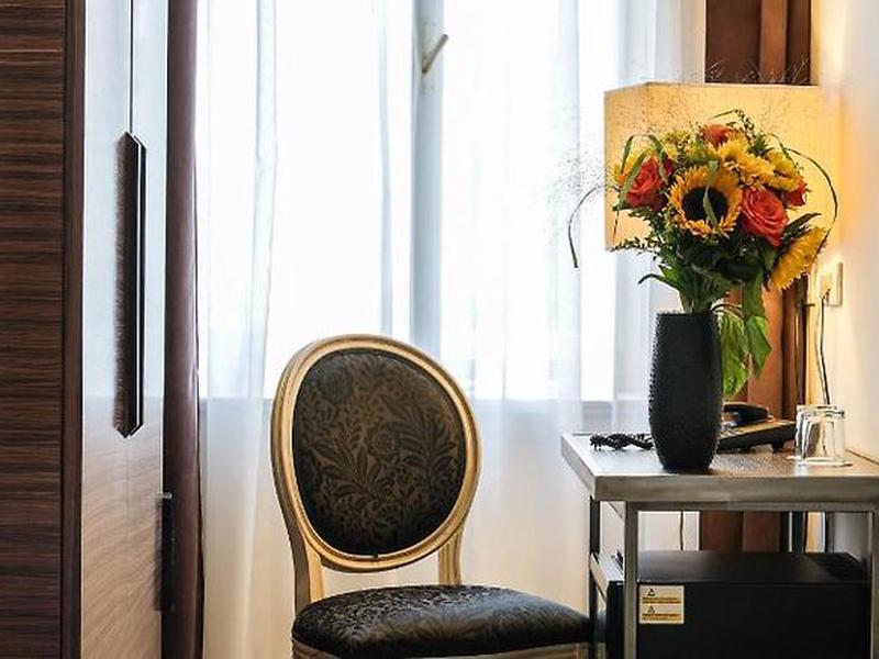 70D827840CAAB09B1C7712BFFDC434FE