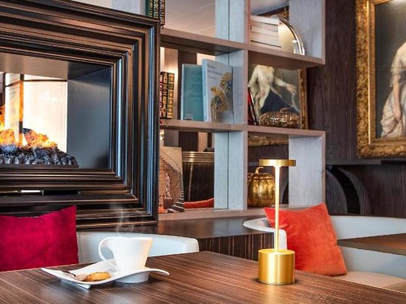 63E01EE5F9E4AD6E8584DB492D81F032