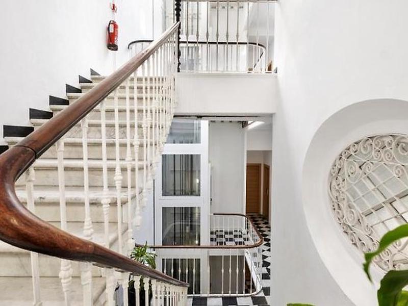 7F7A0870BA7E347C91674EDA32789079