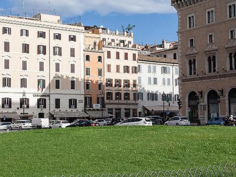 6DEAE5A7F1094A605991A22D7AD559BA