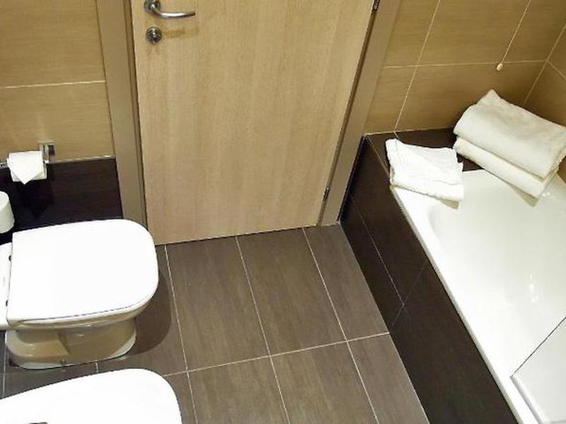 333B7F95CBA33FB42CCA09BFCDAD882F