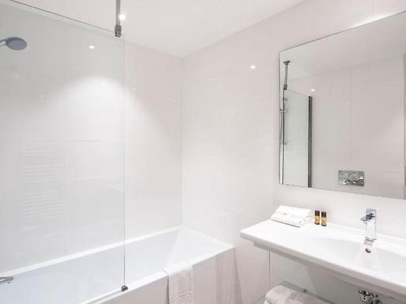 517BD3FC8DB41EC74BD43CEAF9F6A179