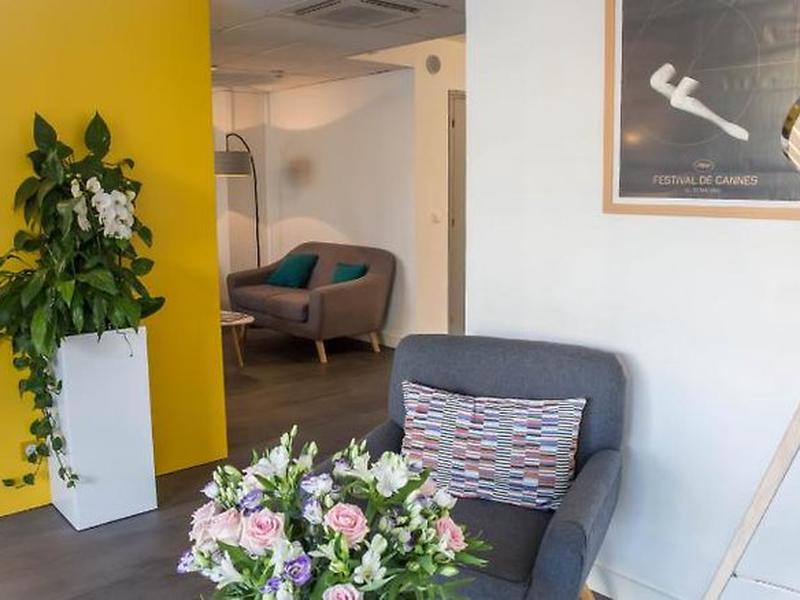 DAD4837374F7A43D9EDF429D23154417