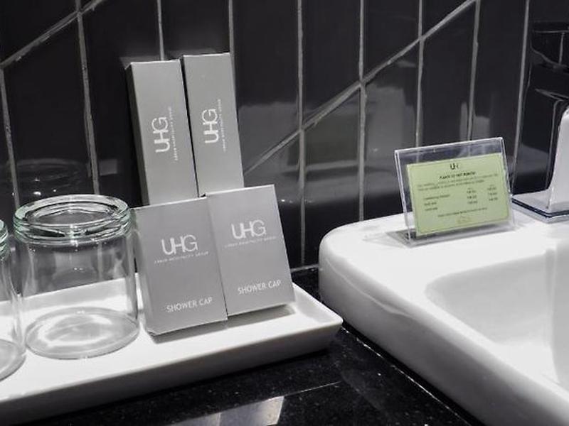 13E9F12D42D42BD99C994CE6D9DAFEE5