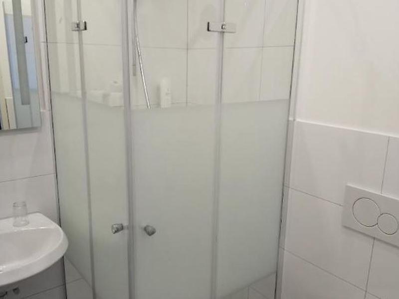 AABC205A07E6142D53B2EA250615328D