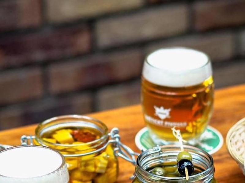 7ECD7946E2FBB16E565FDC1829B54ED9