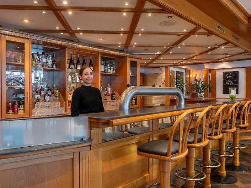 0D8109691C355FBB25C7285F51CF8D58