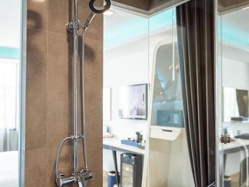 22E8EEF989258104C66597FA8DBB72F1