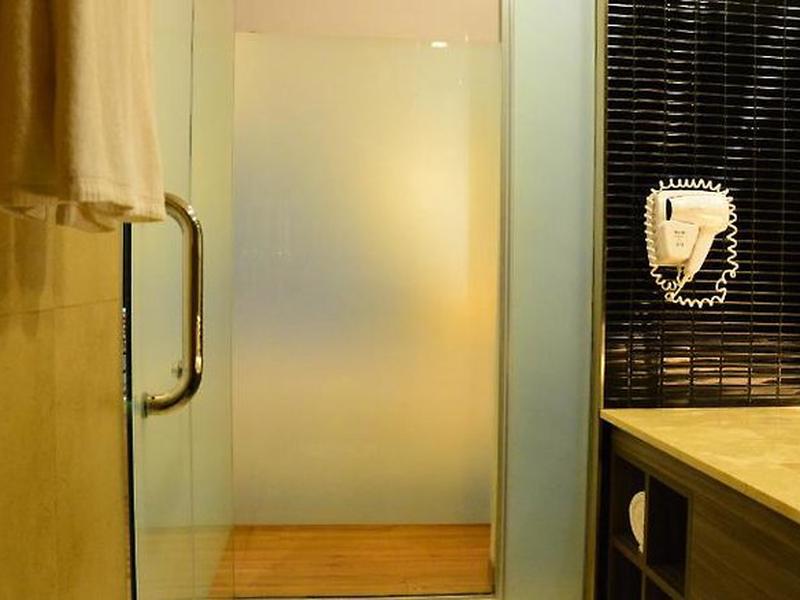 8881CE0866E03168D57711103F75EB6F