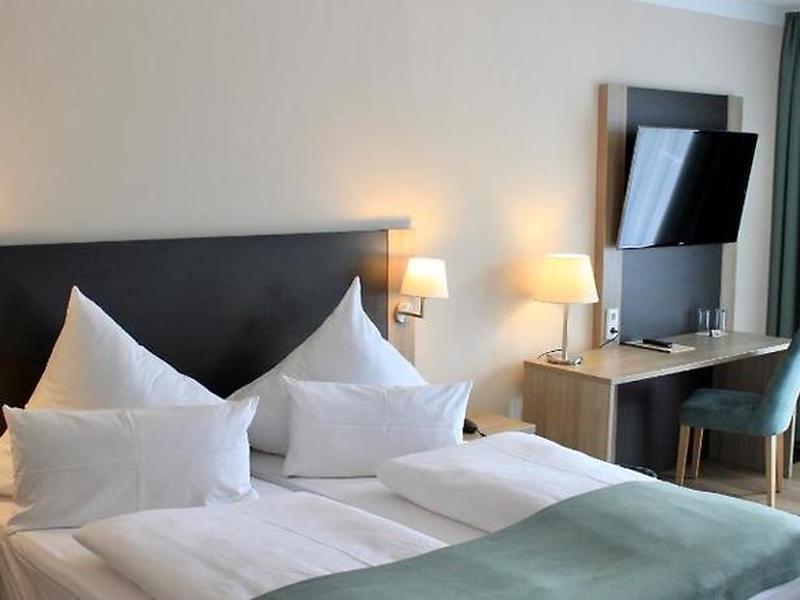 6F2C71A2A55D6EE07995FD97C6CD3203