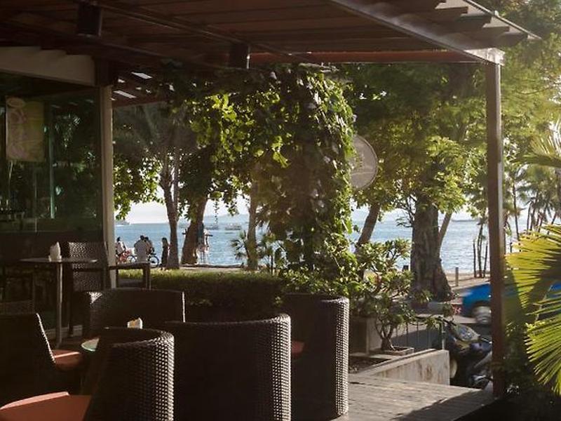 1B38C513DA67C4833EAC50B7BAE813AE