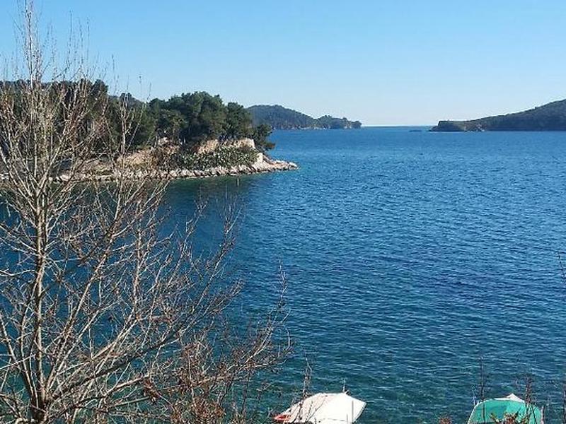 940A72F6A137BB6A7C352C8340F8EDFA