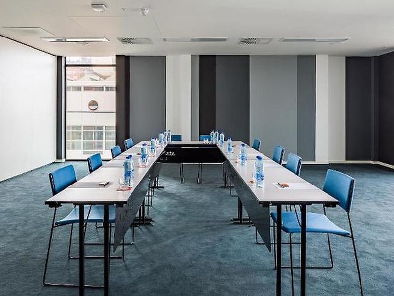 18F2C0D4666DE17BC384E62D69DB4A7D