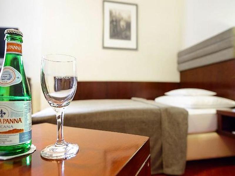 2743528F9DBA559C31DE7F5AA60F3DEA