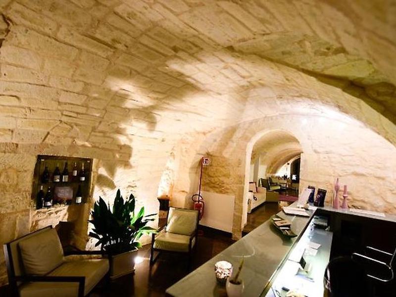 A04B2C3EF4CDDE0A617082FCA5A2CBEB