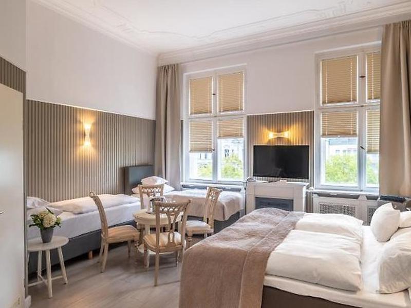 8D4EF5782D91A038DDEA4BDF035AB502