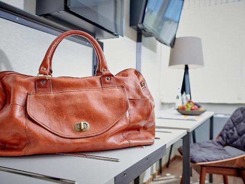 370CA71C2B27806B5DBB6940564DAC26