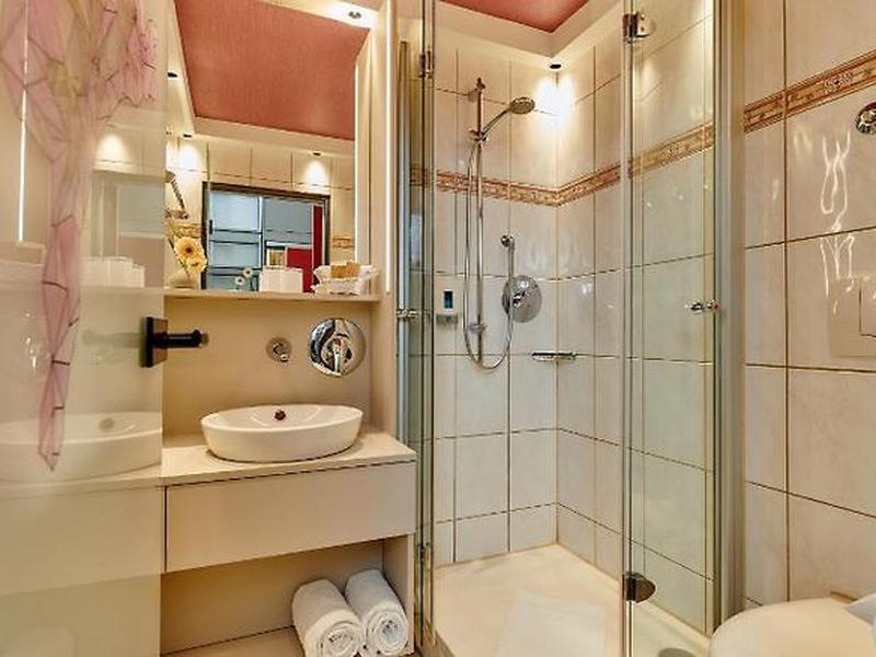 5BB7E7D43EACE0654236083DB97AA354