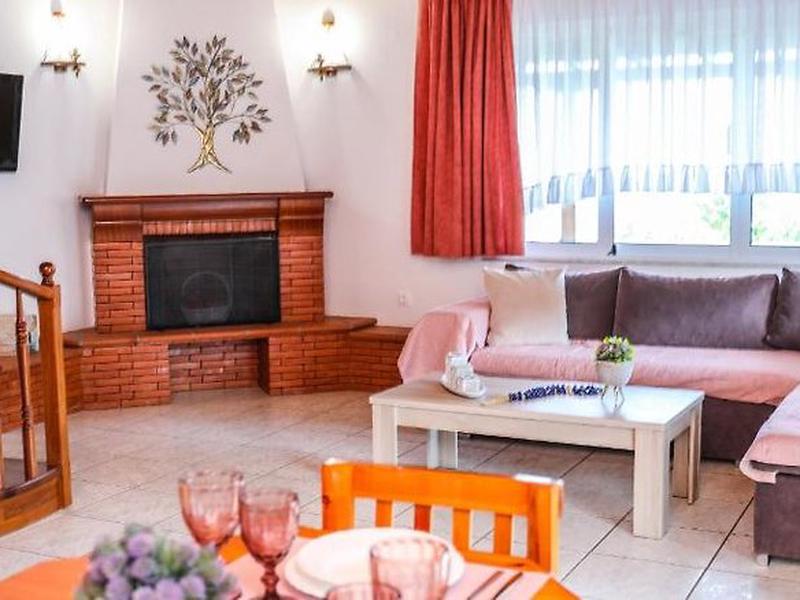 D2B6741A44B4D9035F7004B22166BFAD