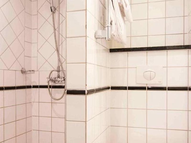 1C93FD08D6FF6CB49BD0C0DB2FAA5053