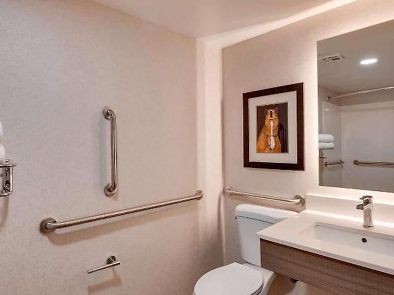 CD6CA7513846B328FBA2C9E91691C367