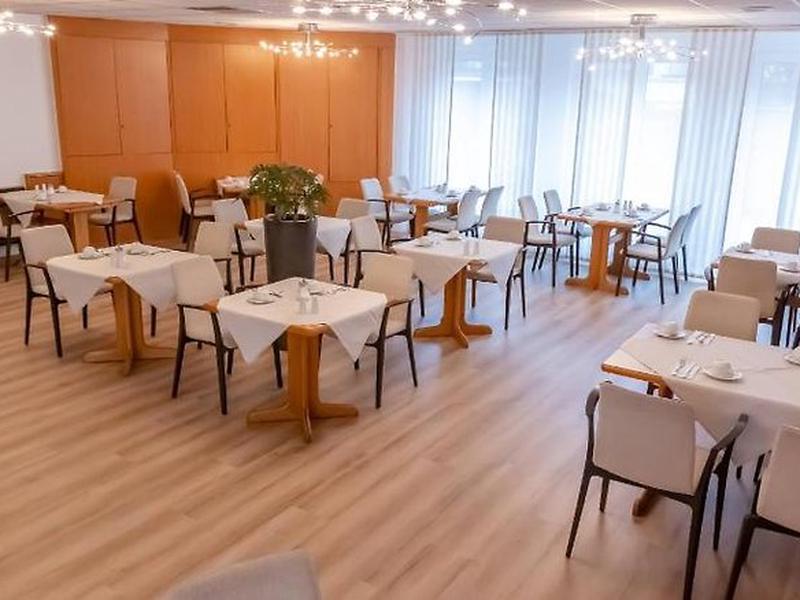 727FDB4926542DCAB512F5E1FC512F04