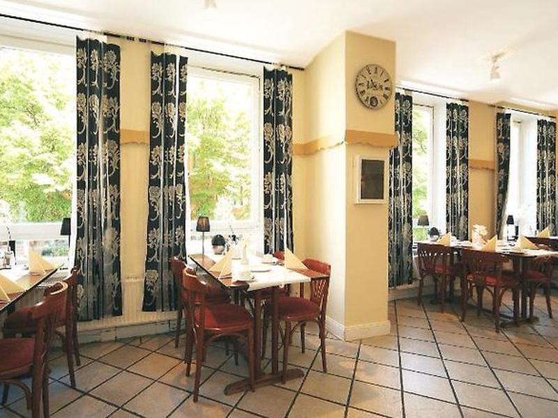 8DF2B9F3D11B4F27D3ABE6B5BF4D383D