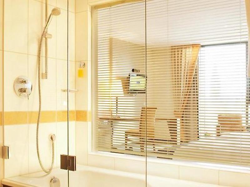 1AAB3DE1055B2A846F965E1C85BCC8C7