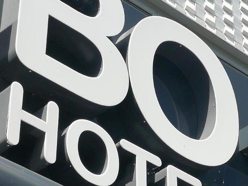 5608CE82ADA121D1E3CC67288494163F