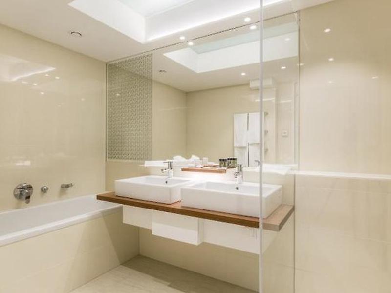 2EB3ED13C5A2C033C4D1A59487784B19