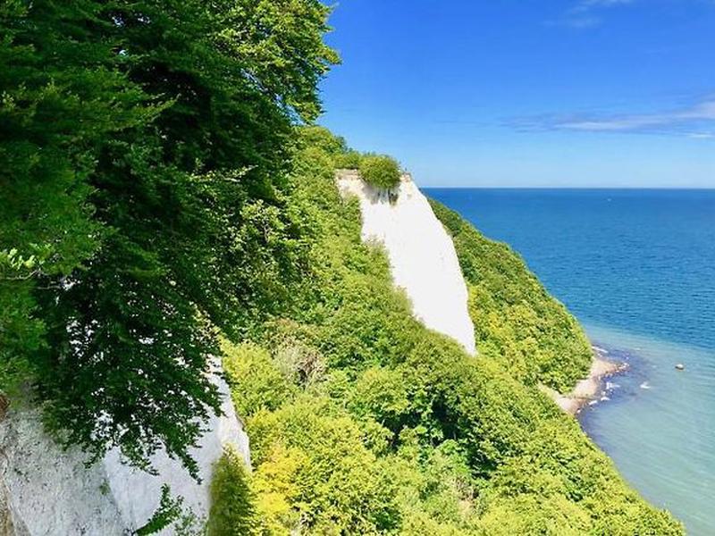 AE0F9E85F42E466FBE6757E2FB478AAB