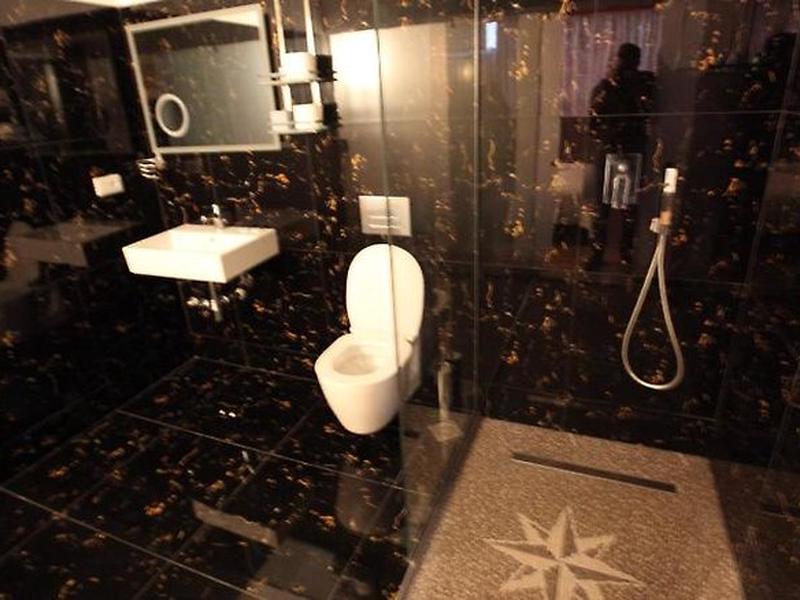 EB516572656CCA518ABA93BF0AE25807