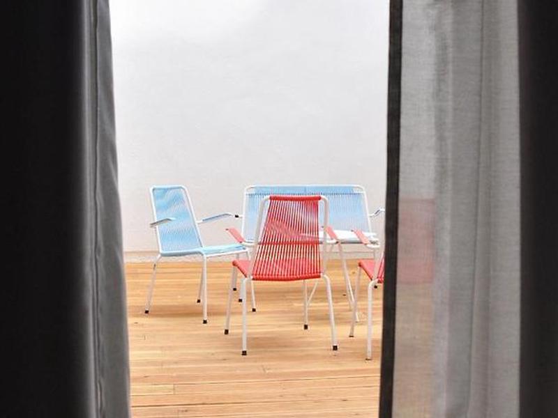 25E22D82FF00CD35550AAC49802B5BF2