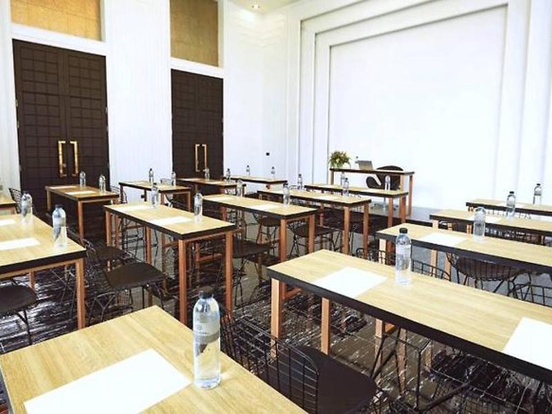 892E2ADA45406F94E5F94233940C216F