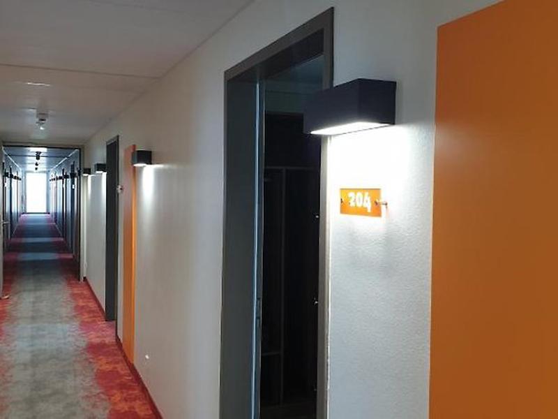 29FA504BA8DF681496FC42A049BF99E5