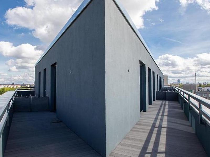 2B87A3C22B2325F6B1CB21EF64141D15