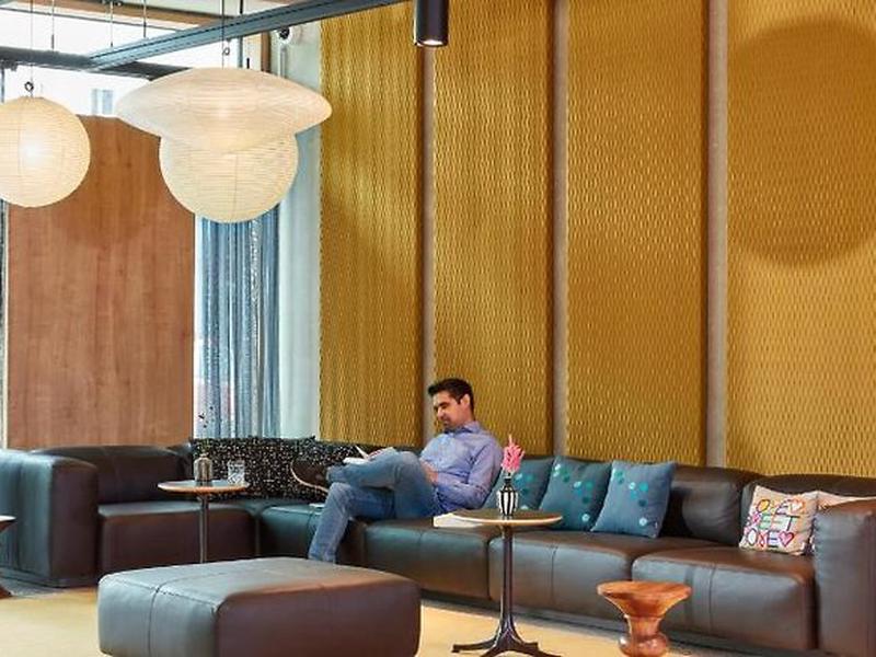 0B314C252B842F40B496DB1F417E698D