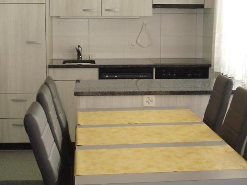 BBA16344B58BB726B0A1F5A0DC1C6451