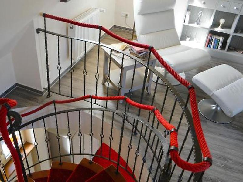 16D7271661F3946EC7515DC14080F186