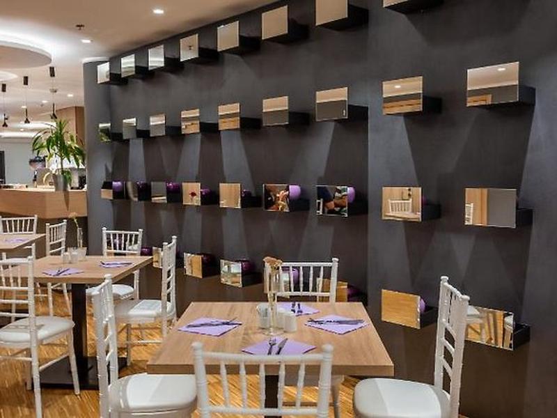 888573DA9360CD7DB3DF6987765E2D85