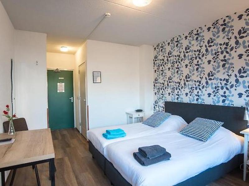 A55A6FC0F9A433DC1181BED5DB0F581F