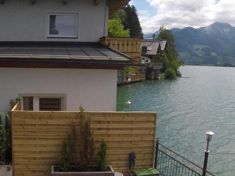 67212292B4D77E9AC754937E389696AB