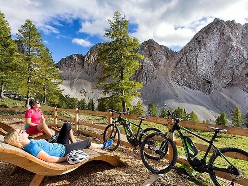 887195103A5AFFF5493FF27E9E2F7C05