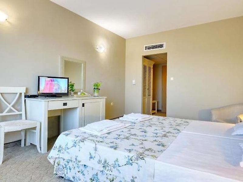 C4E9B5589EE7829954FD91B8CD152C13